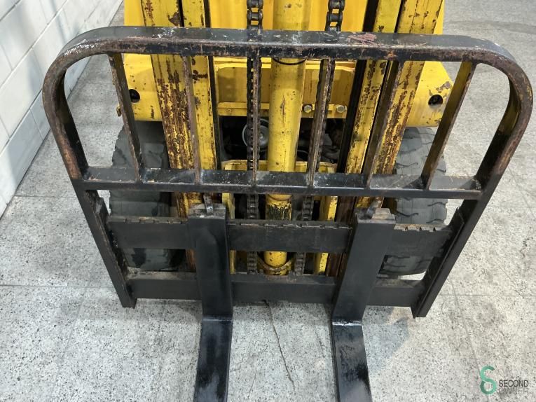 Forklifts Petrol Datsun FG103 Fixer upper