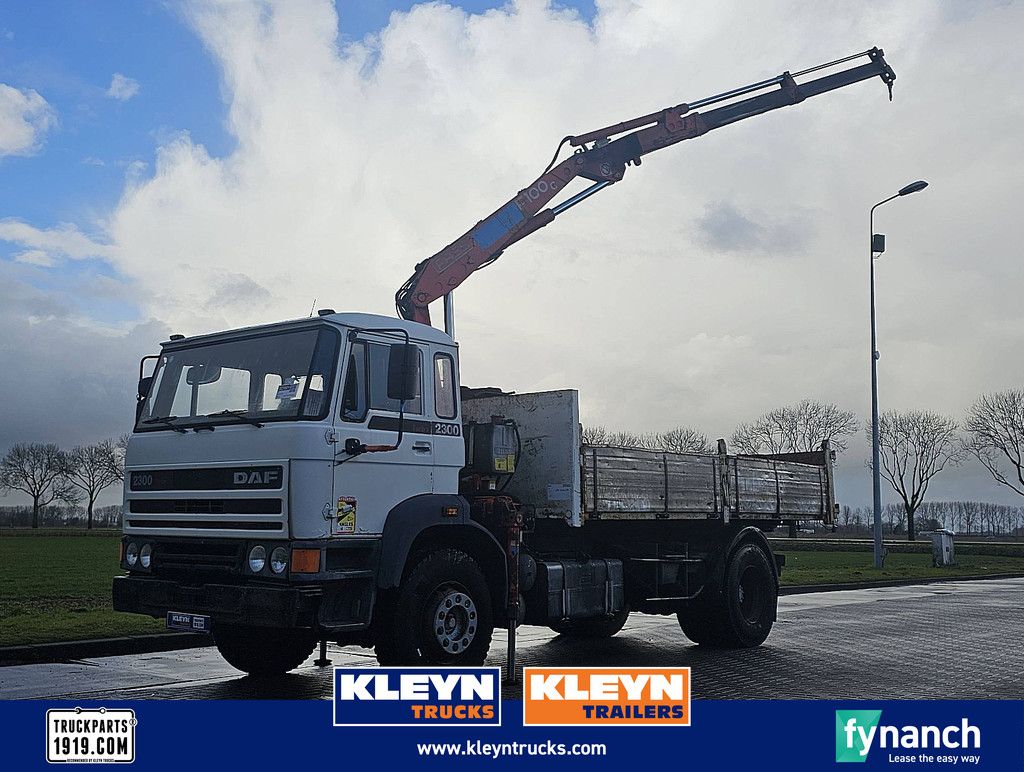DAF 2300 TURBO french tipper crane