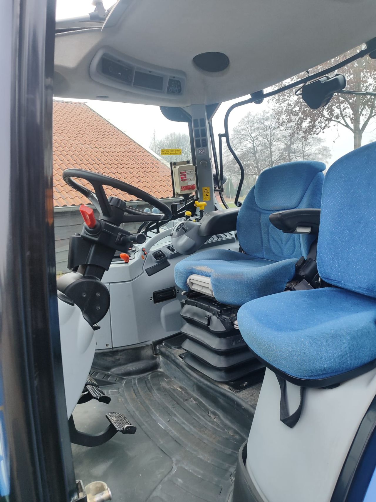 Mooie New Holland T 6010 Plus