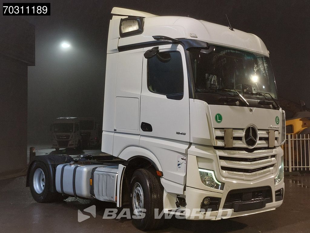 Mercedes Actros 1845 4X2 StreamSpace 2xTanks Standklima Navi Euro 6