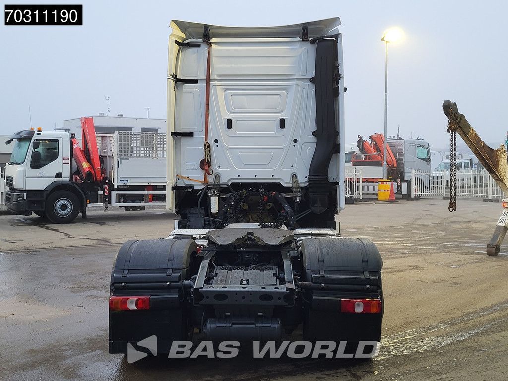 Mercedes Actros 1845 4X2 StreamSpace 2xTanks Standklima Navi Euro 6