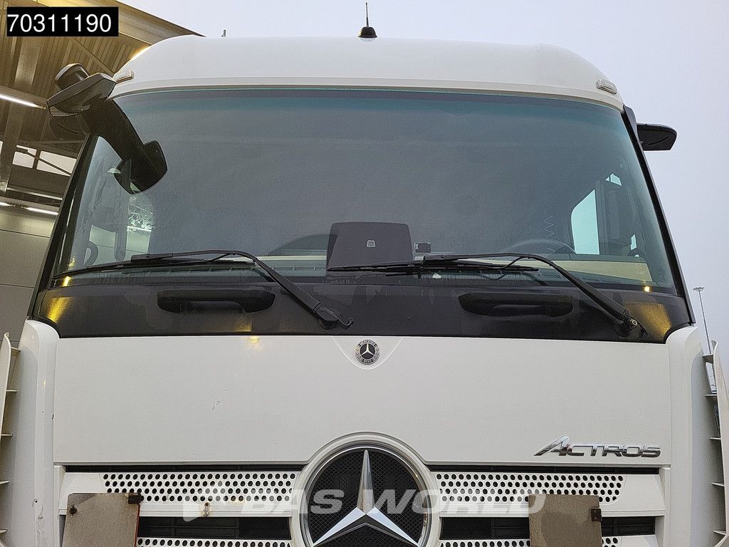 Mercedes Actros 1845 4X2 StreamSpace 2xTanks Standklima Navi Euro 6