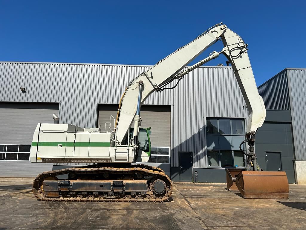 Caterpillar 365CL Material Handling