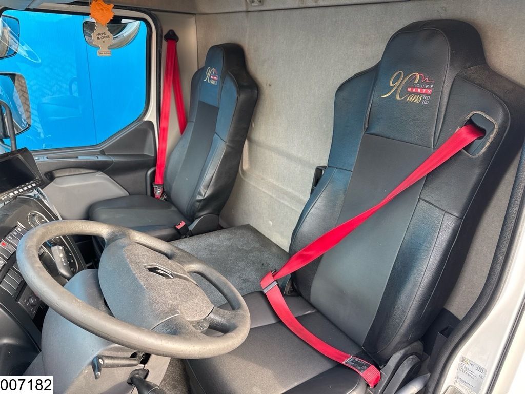 Renault D12 210 EURO 6, Dhollandia