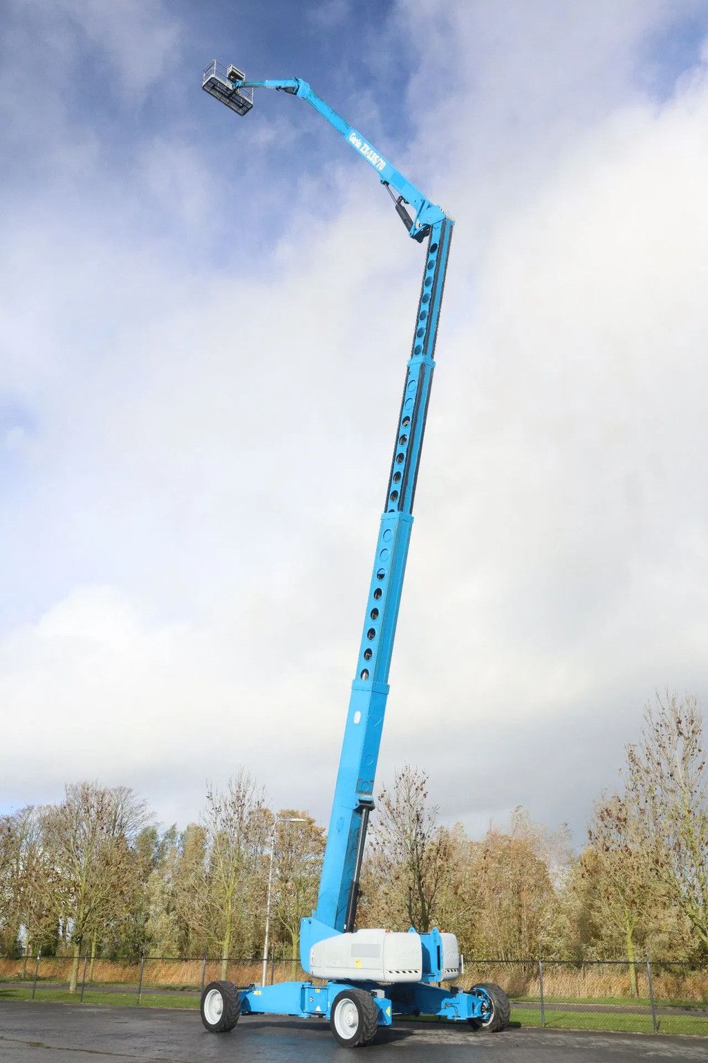 Genie ZX-135/70 | 43 METER | 272 KG