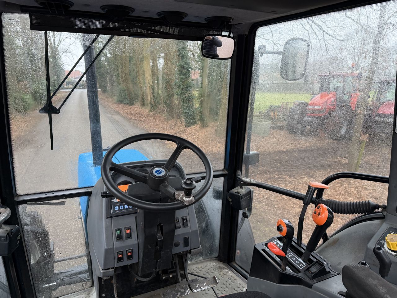 New Holland 6640 SLE