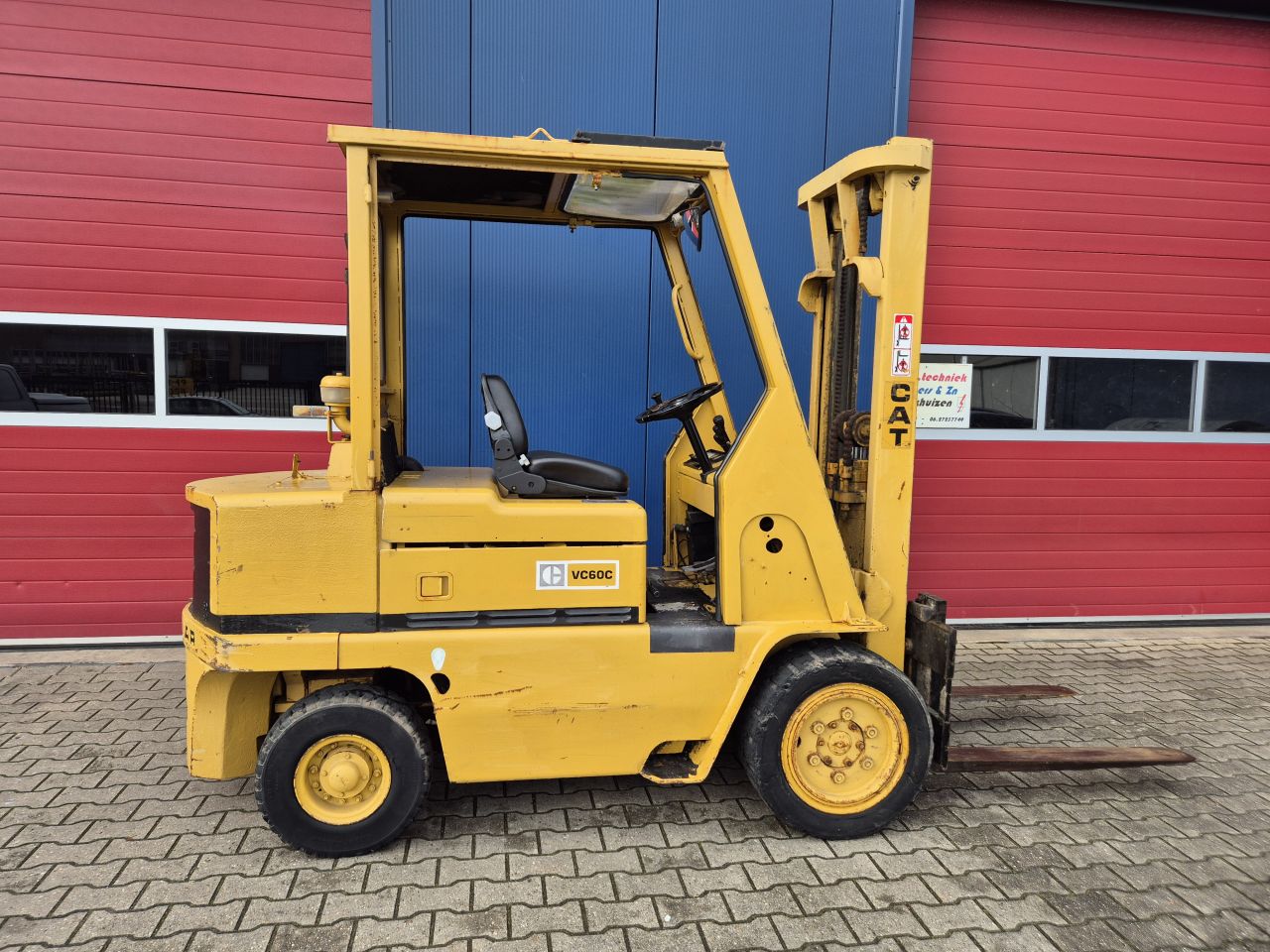 CATERPILLAR VC60 DIESEL HEFTRUCK 3 TONS PRIJS MARGE