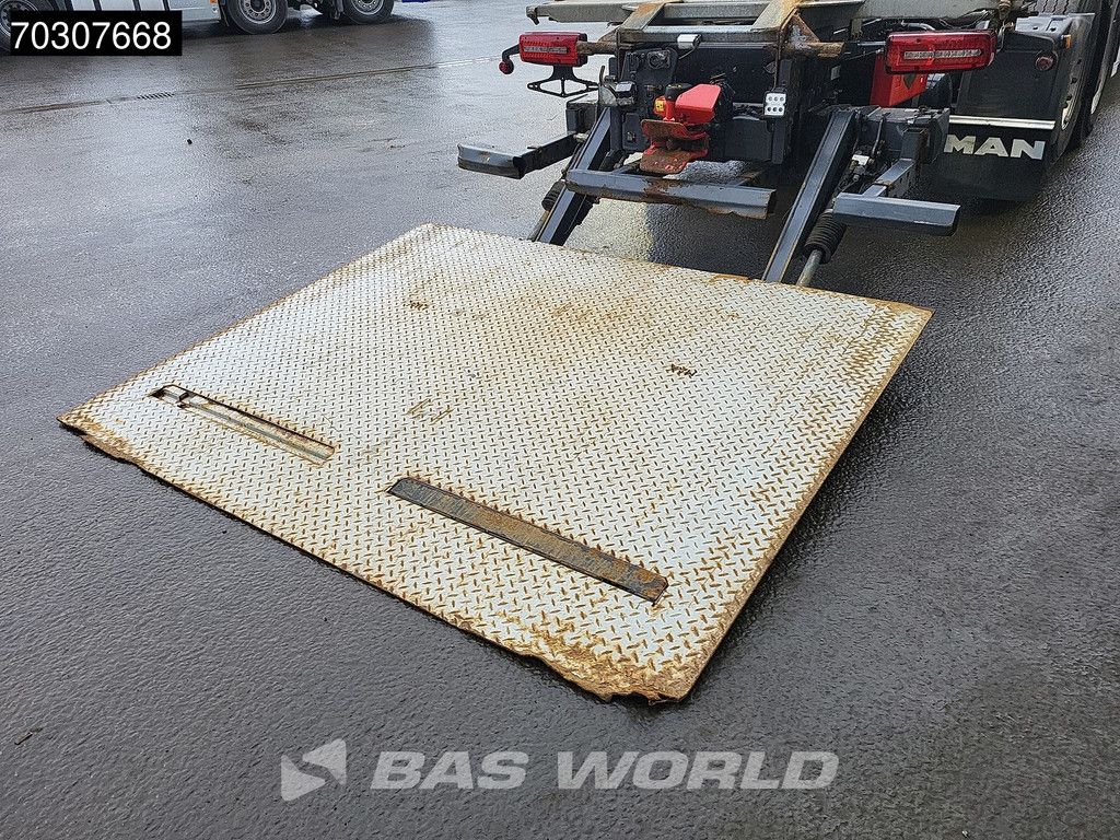 MAN TGX TGX 26.500 6X2 BDF Full Air suspension Lift-Axle 2000kg Ladebordwand Automatic Euro 6