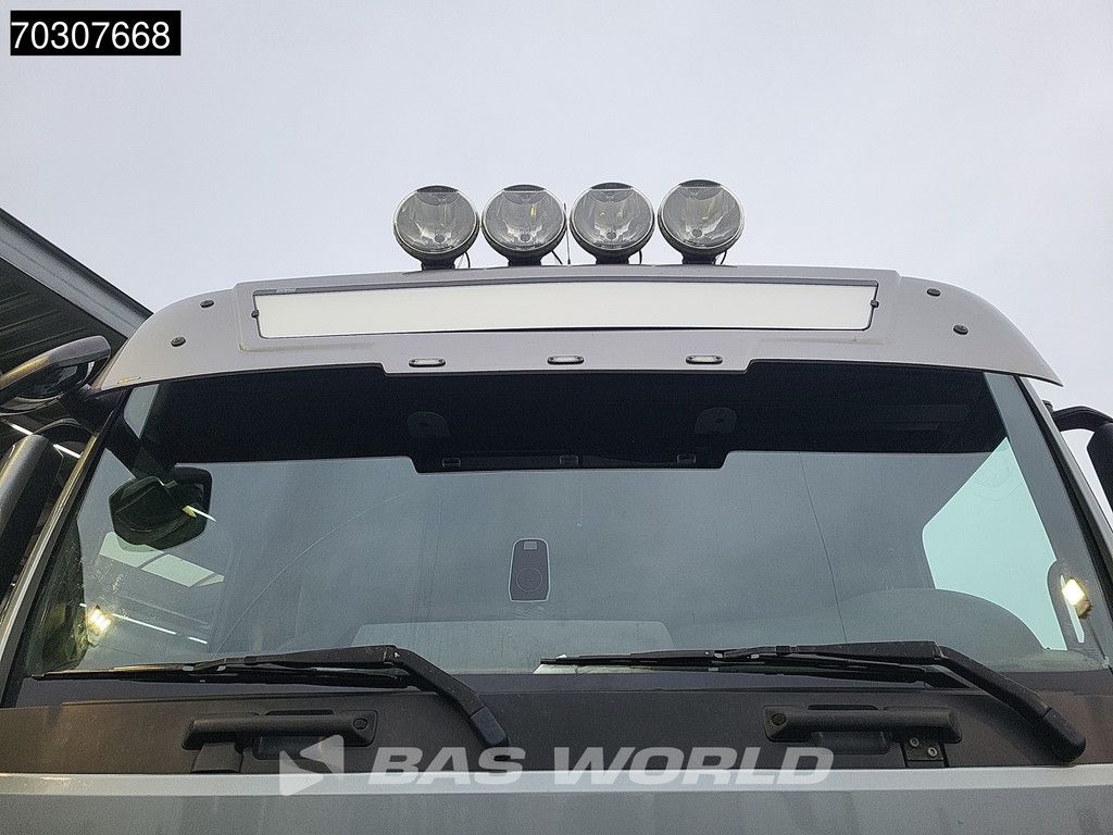 MAN TGX TGX 26.500 6X2 BDF Full Air suspension Lift-Axle 2000kg Ladebordwand Automatic Euro 6