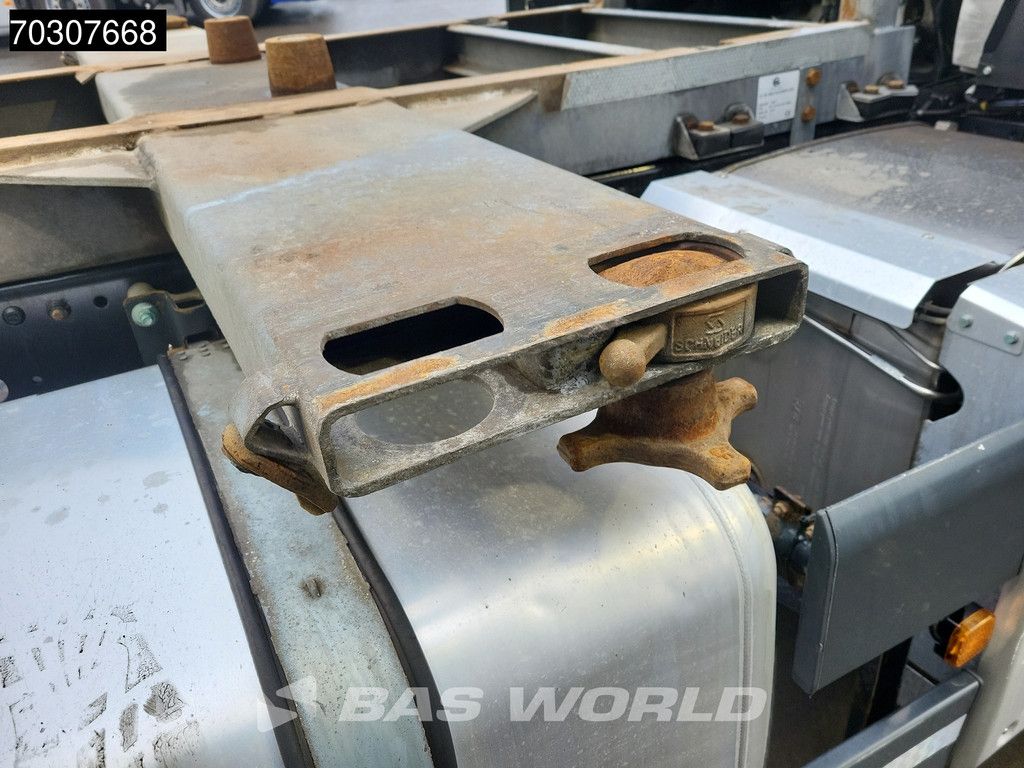 MAN TGX TGX 26.500 6X2 BDF Full Air suspension Lift-Axle 2000kg Ladebordwand Automatic Euro 6