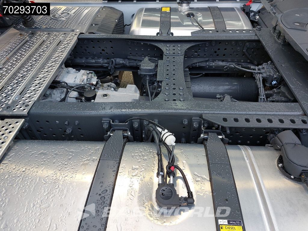 Mercedes Actros 1848 4X2 NEW! ProCabin-Big 2x tanks Retarder Standclima Navi ACC