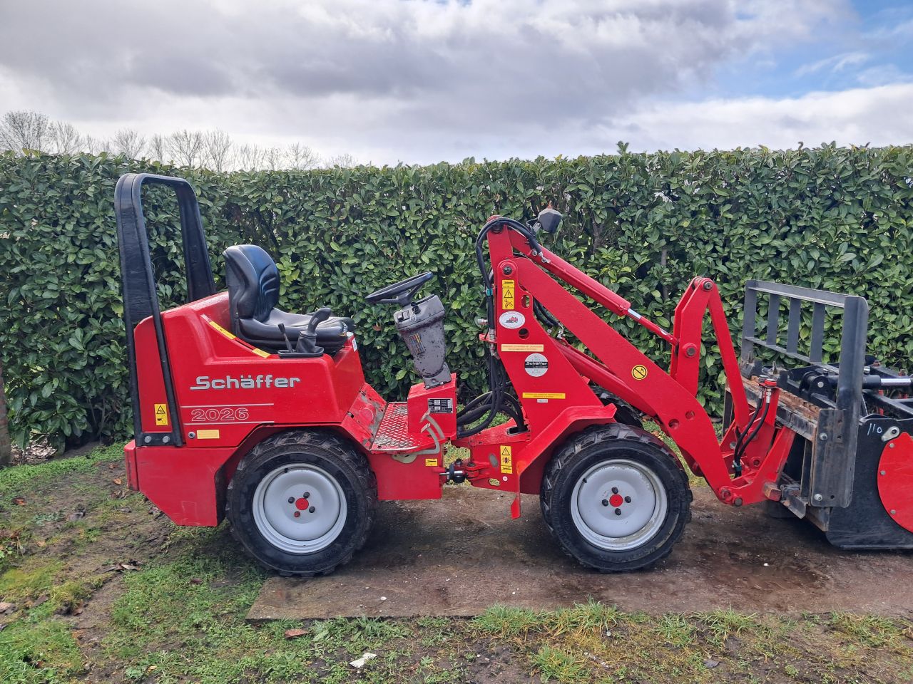 Schaffer 2026 / Mini shovel / Loader / Kubota / 4 aanbouwdelen