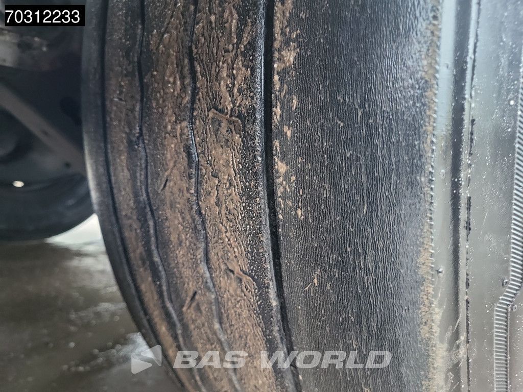 Feldbinder TSA 33.3 3 axles 33000L