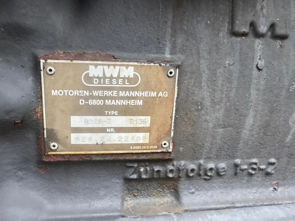 Renault 65 32 MX renault Trekker