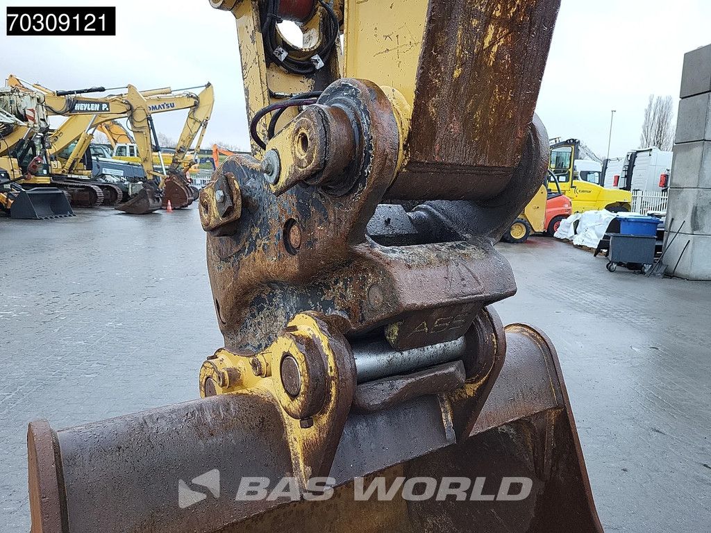 Caterpillar 325 FL CR