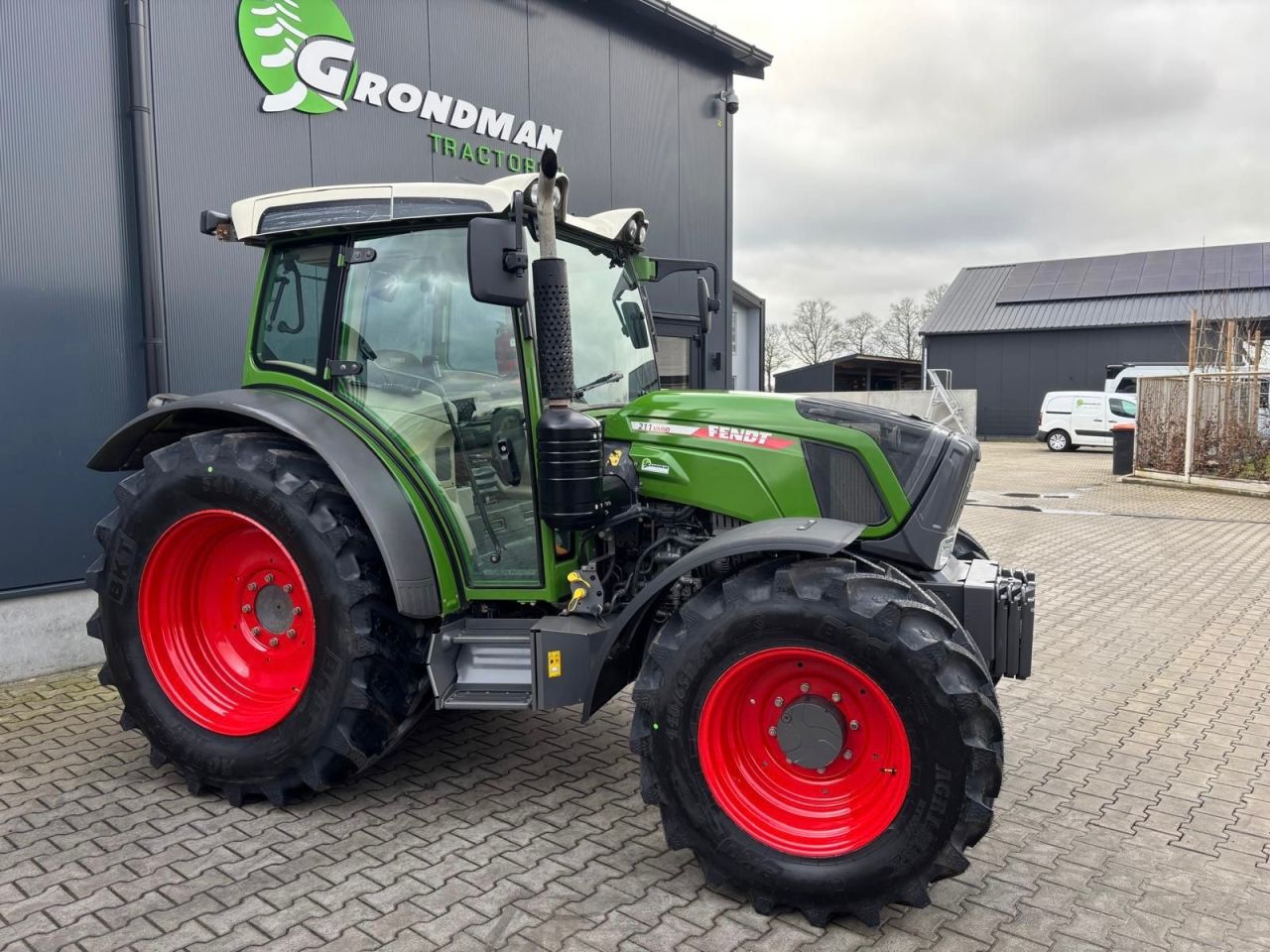 Fendt 211 Vario Tms
