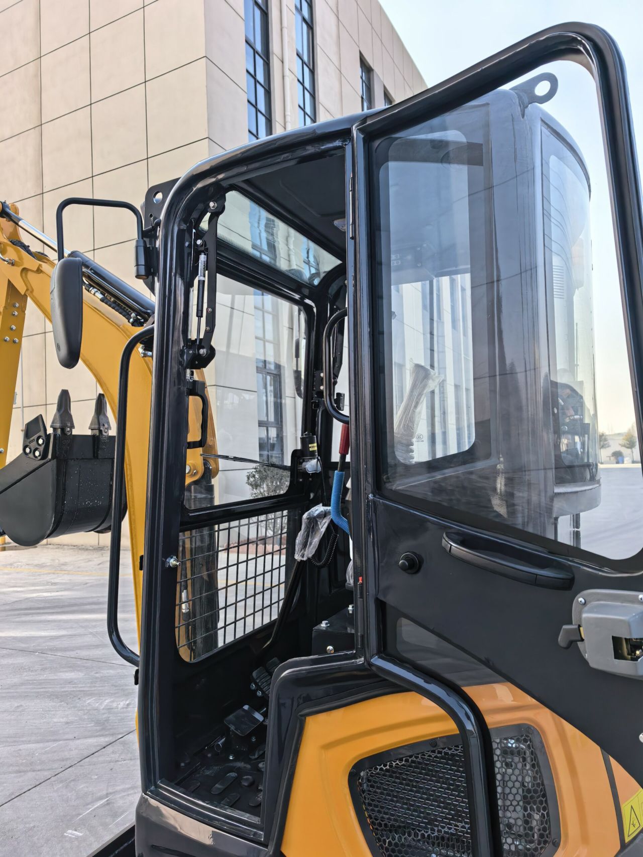 Gunter Grossmann Rupsgraafmachine GT2000J