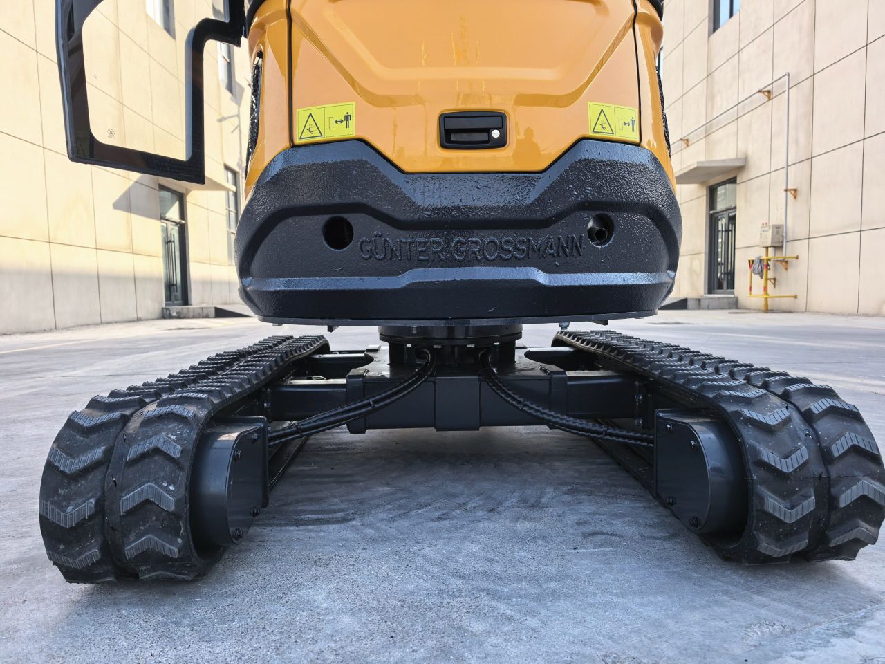 Gunter Grossmann Rupsgraafmachine GT2000J