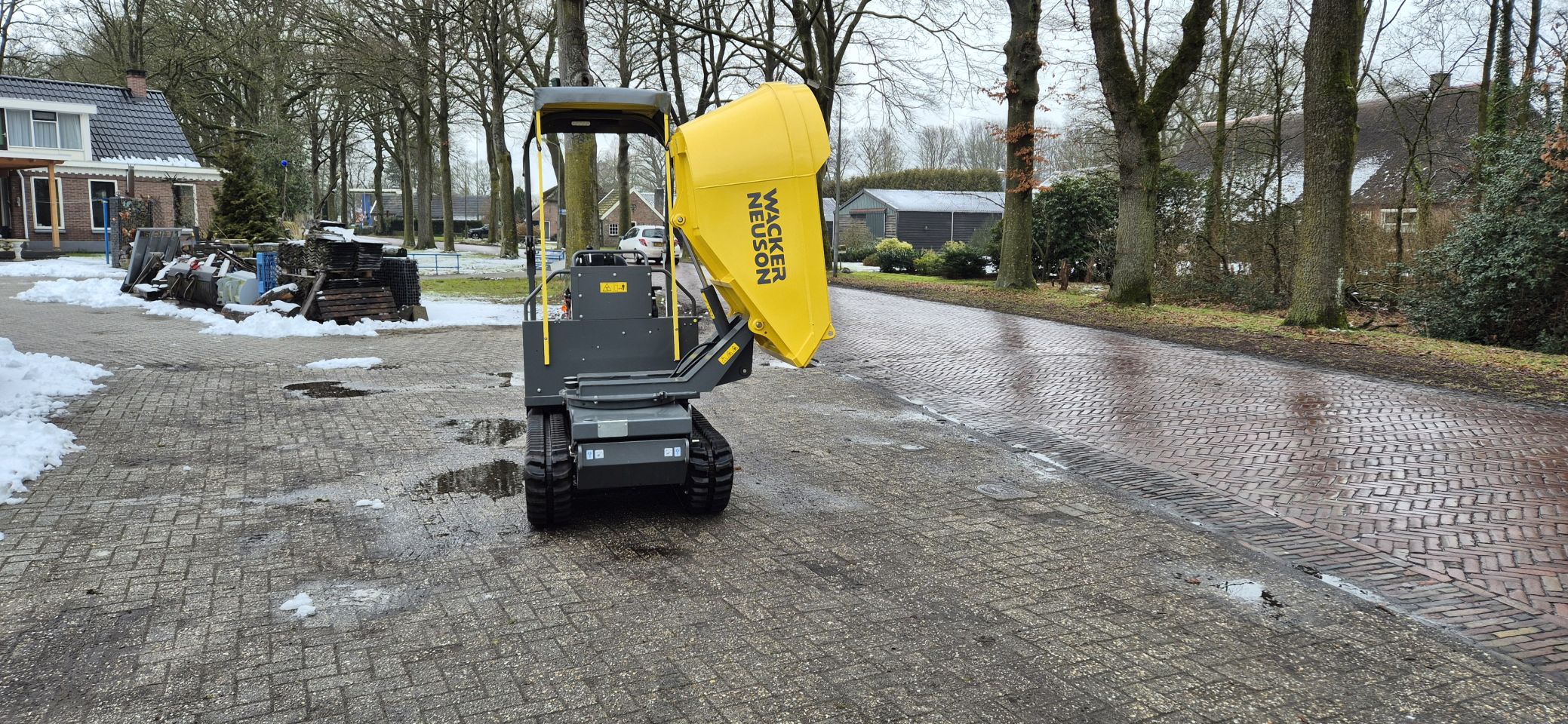 WackerNeuson dt 15 swivel bucket