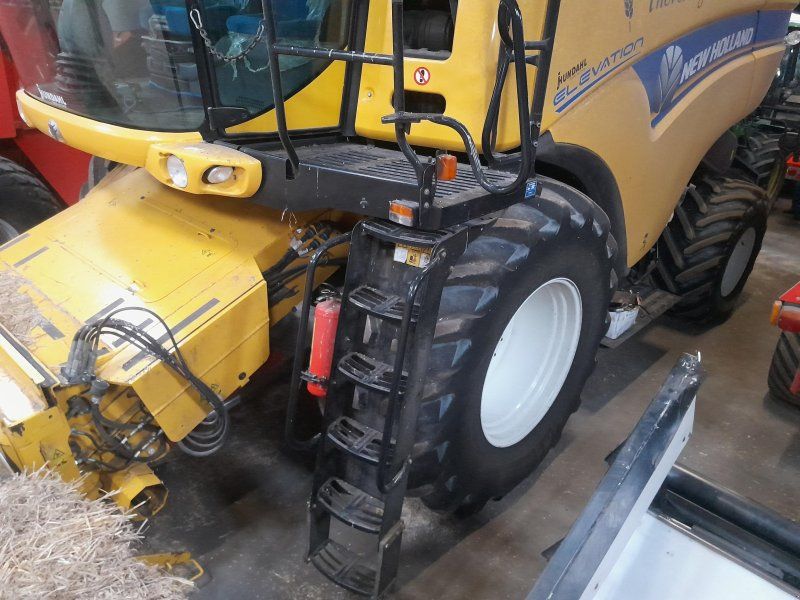 New Holland CX8070 SLH