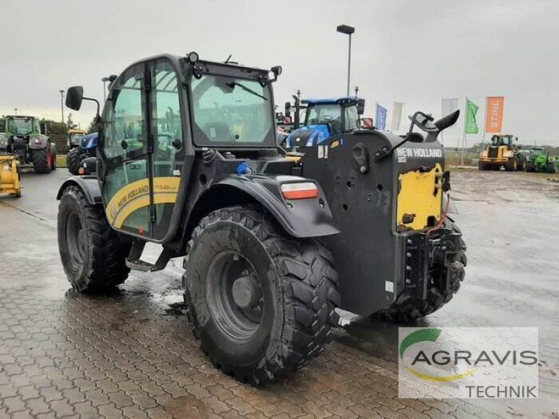 New Holland TH 7.42 PLUS