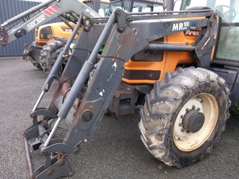 Renault Arès 696 RZ