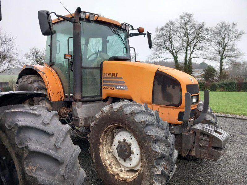 Renault Arès 630 RZ