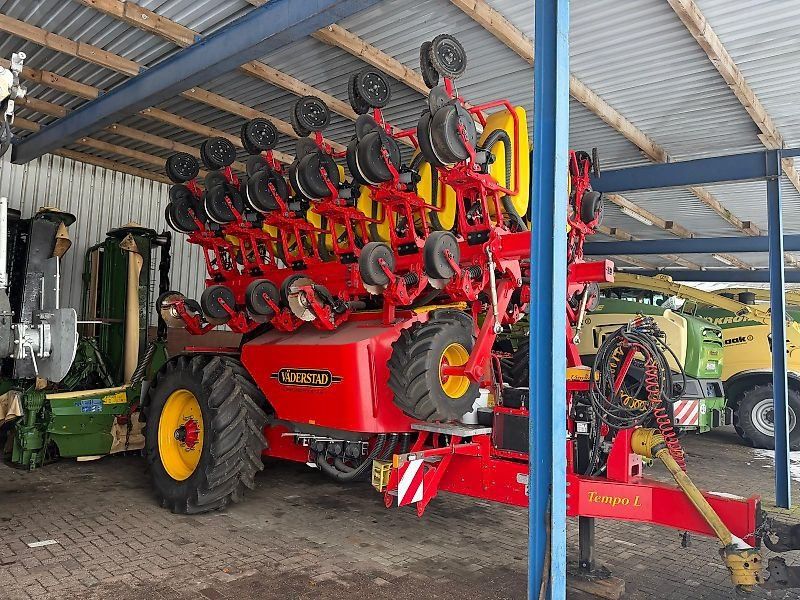 Väderstad Tempo TPL 12 mit Bordhydraulik