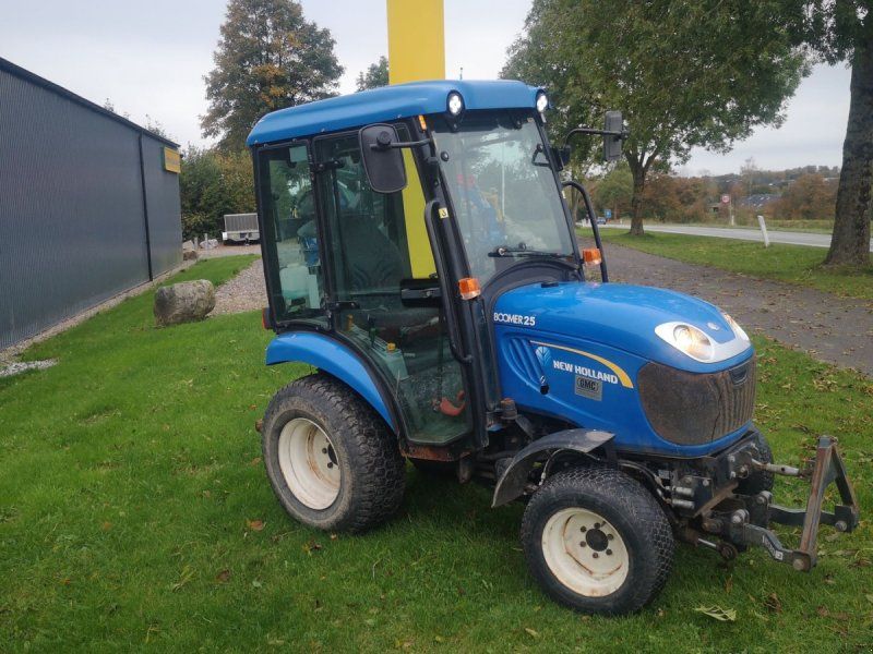 New Holland Boomer 25