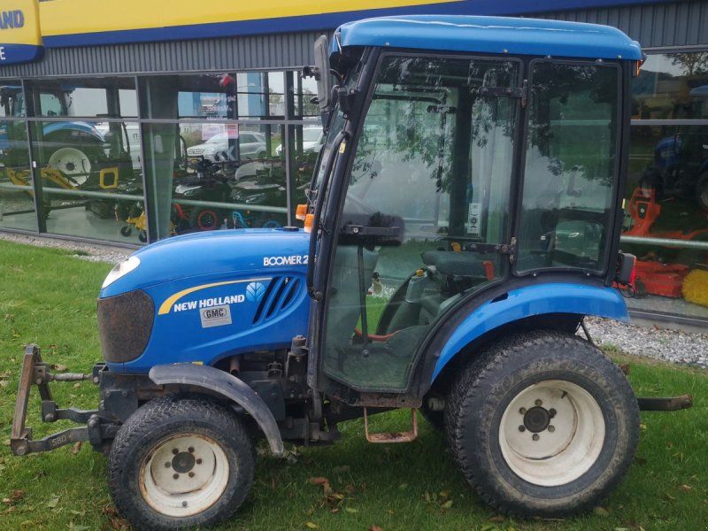 New Holland Boomer 25