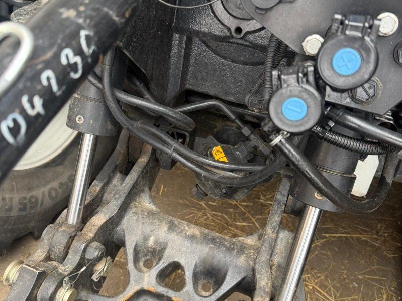 New Holland T 6.180 Dynamic Command