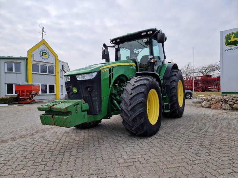 John Deere 8320R