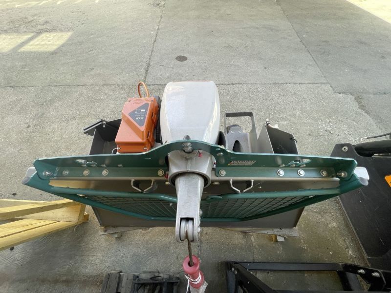 Pfanzelt S-160, 2m Rückeschild