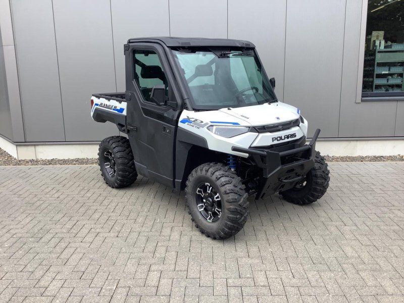 Polaris Ranger XP Kinetic Premium FullCab