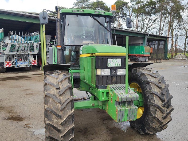 John Deere 6600