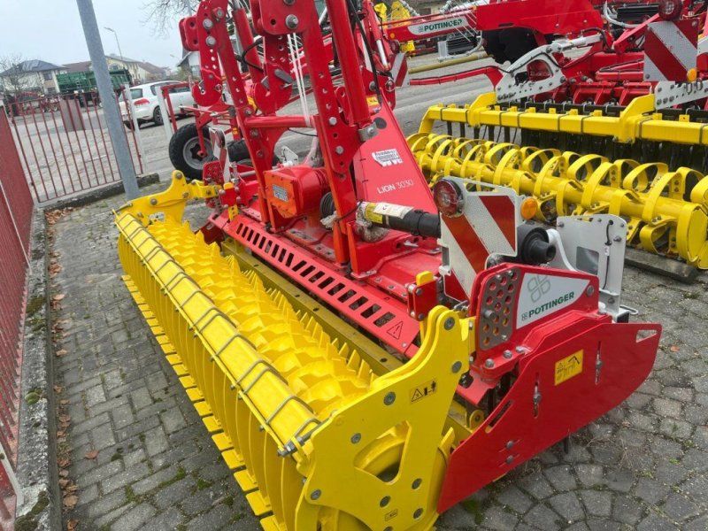 Pöttinger LION 3030 Kreiselge Lagermaschine 10 Kreisel