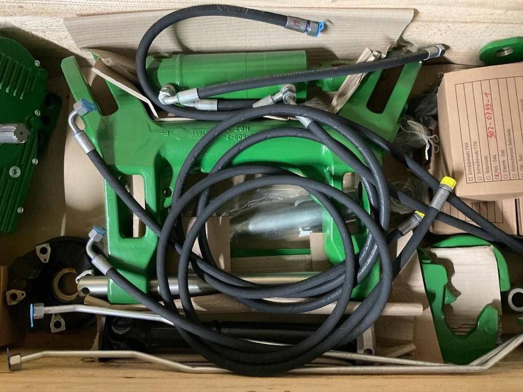 John Deere Sauter Fronthef en frontaftakas NIEUW! € 4.050,- e