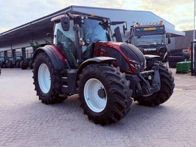 Valtra N155 Ecopower Versu Smart Touch