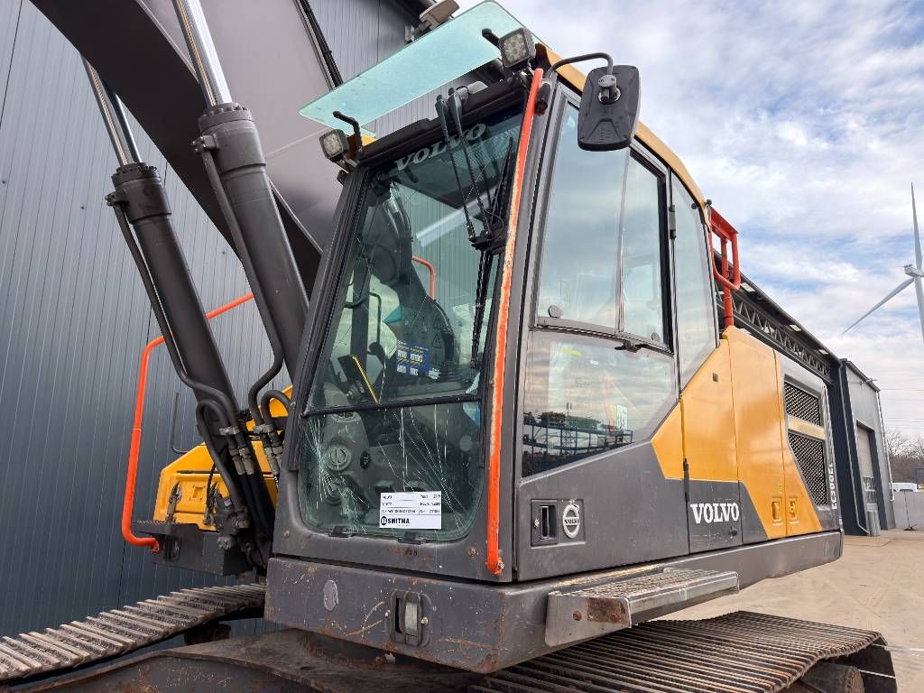 Volvo EC300E L