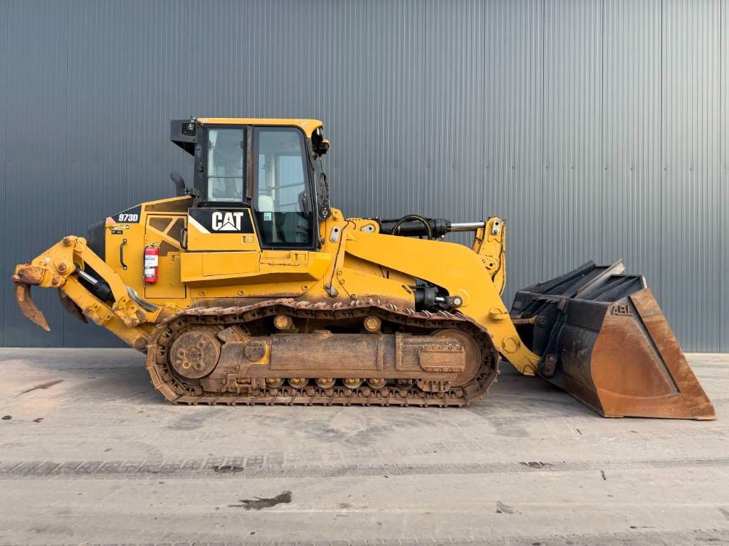 CAT 973D