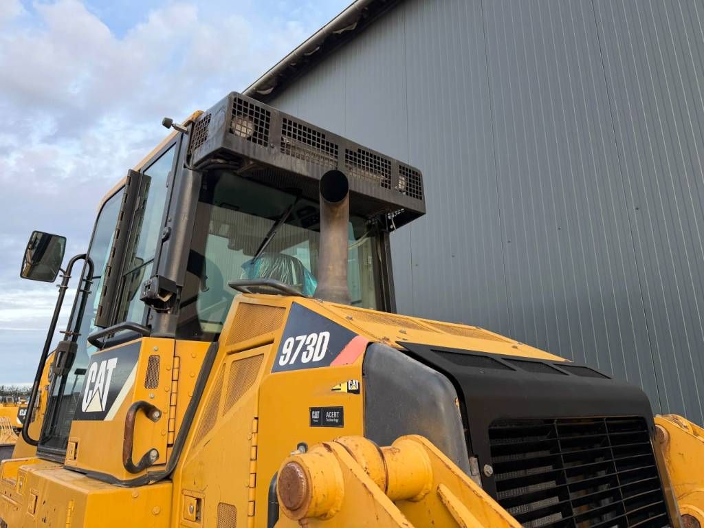 CAT 973D