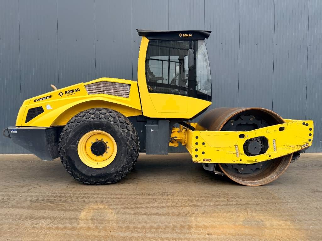 Bomag BW213D-5