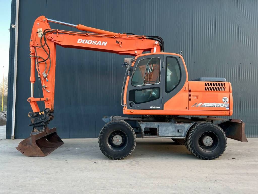 Doosan DX170W
