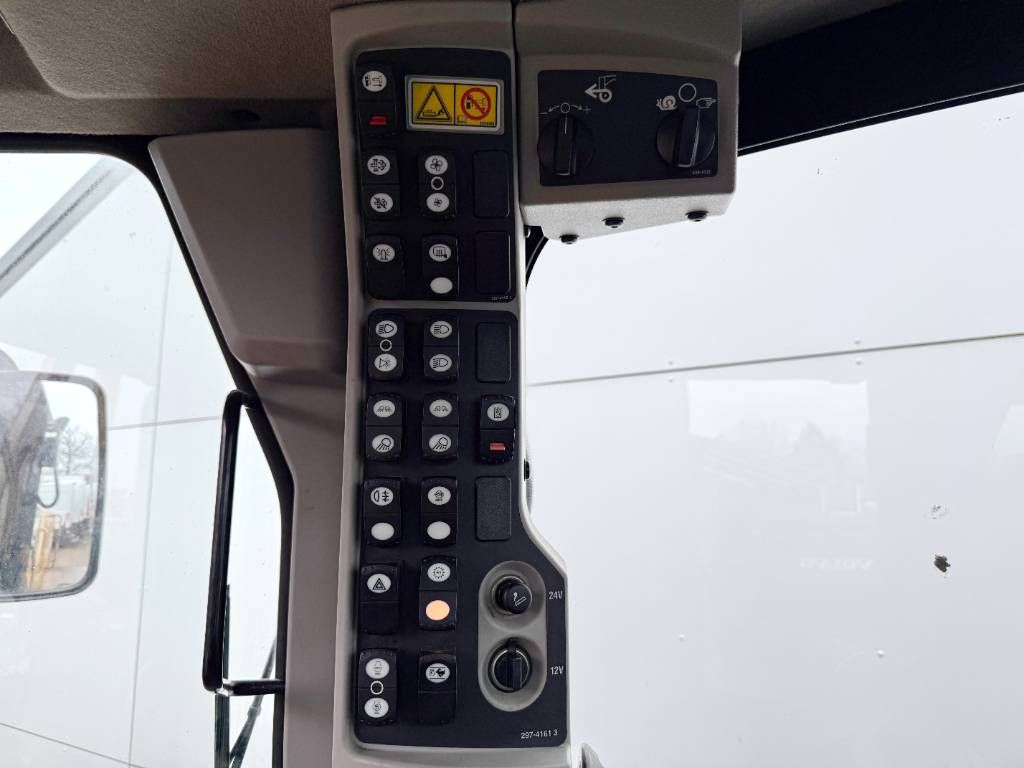 CAT 140M2 VHP AWH 6x6 - 4.88m Blade