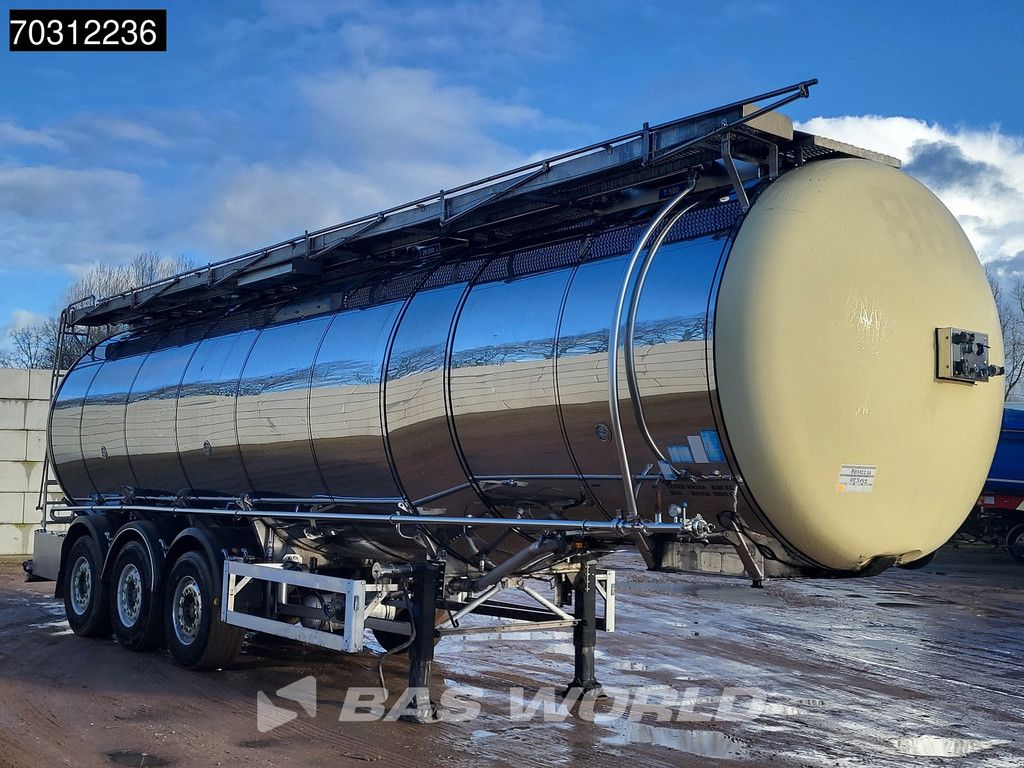 Feldbinder TSA 41 3 3 axles