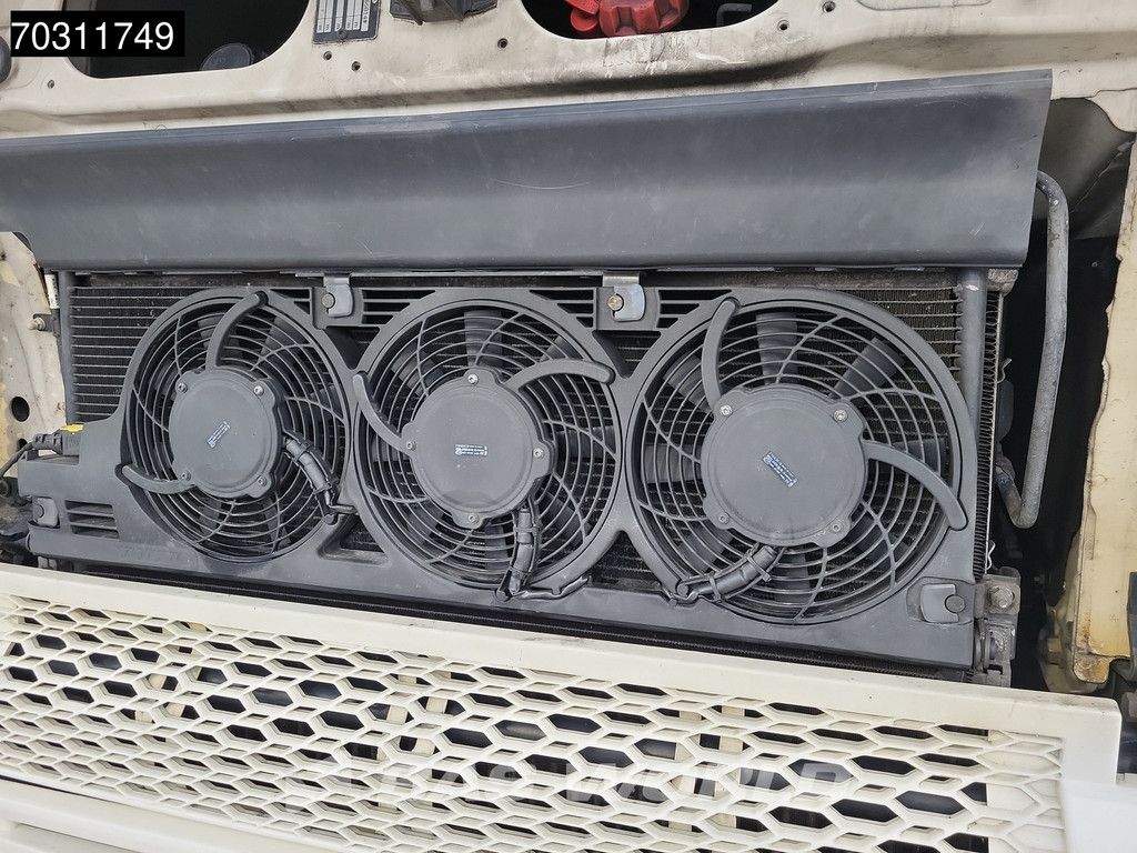 Volvo FH 420 4X2 XL 2xTanks I-ParkCool Leder