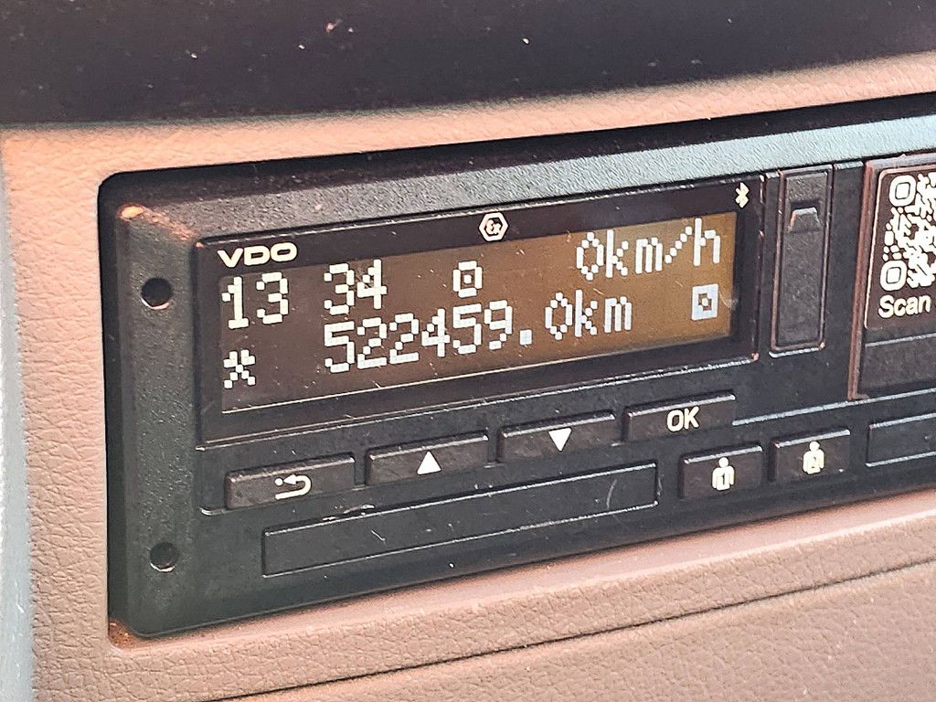 MERCEDES-BENZ SPRINTER 516 17-persoons euro6!