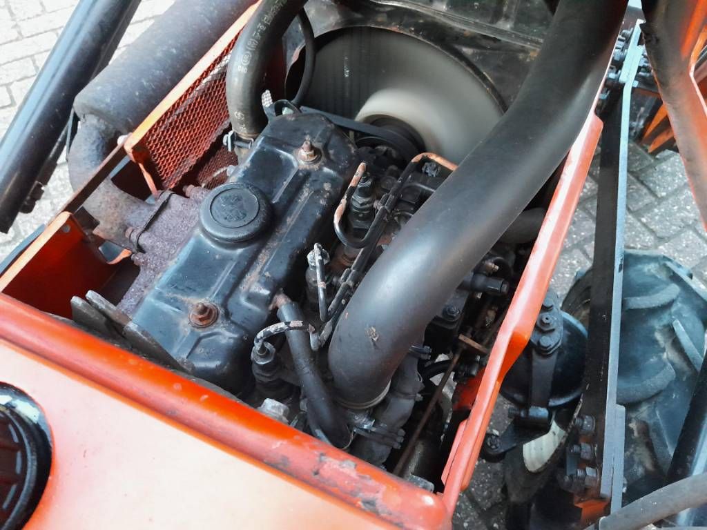 Hinomoto C 144 minitrekker voorlader NL kenteken kubota