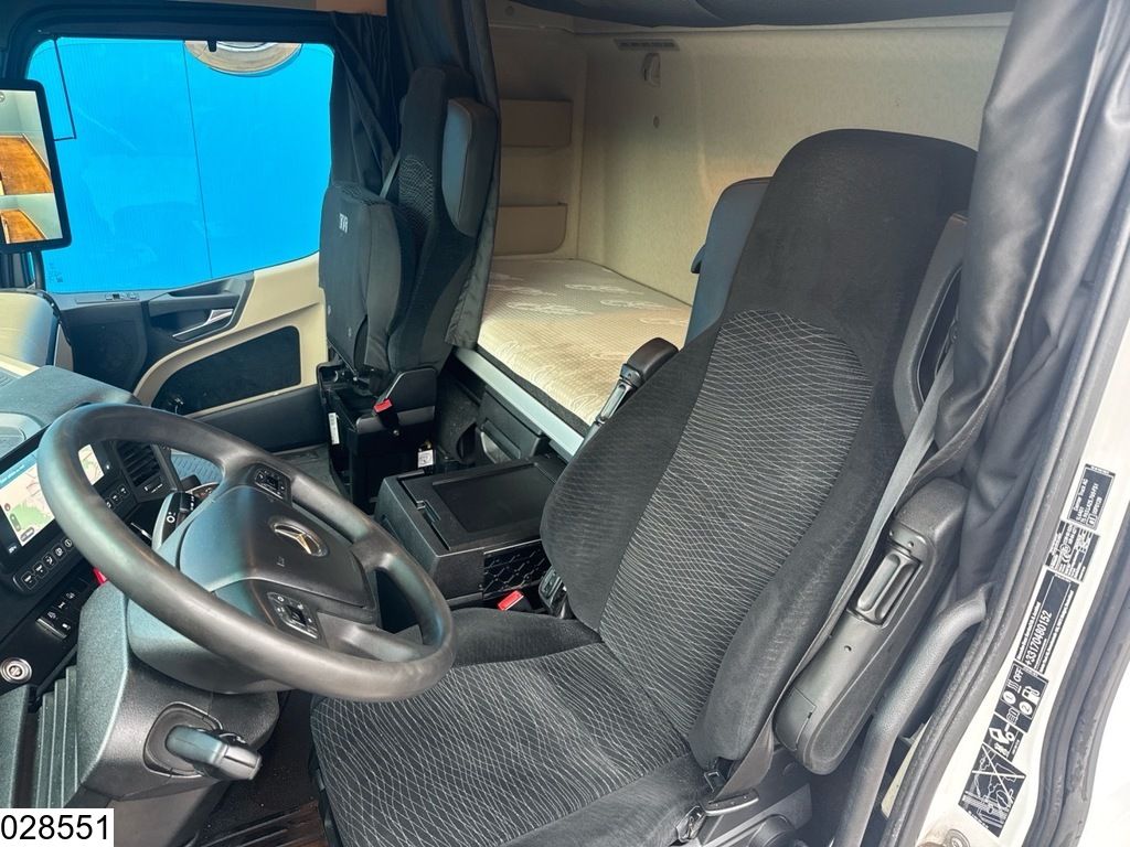 Mercedes Actros 1845 EURO 6d, ACC, Mirrorcam, New tires