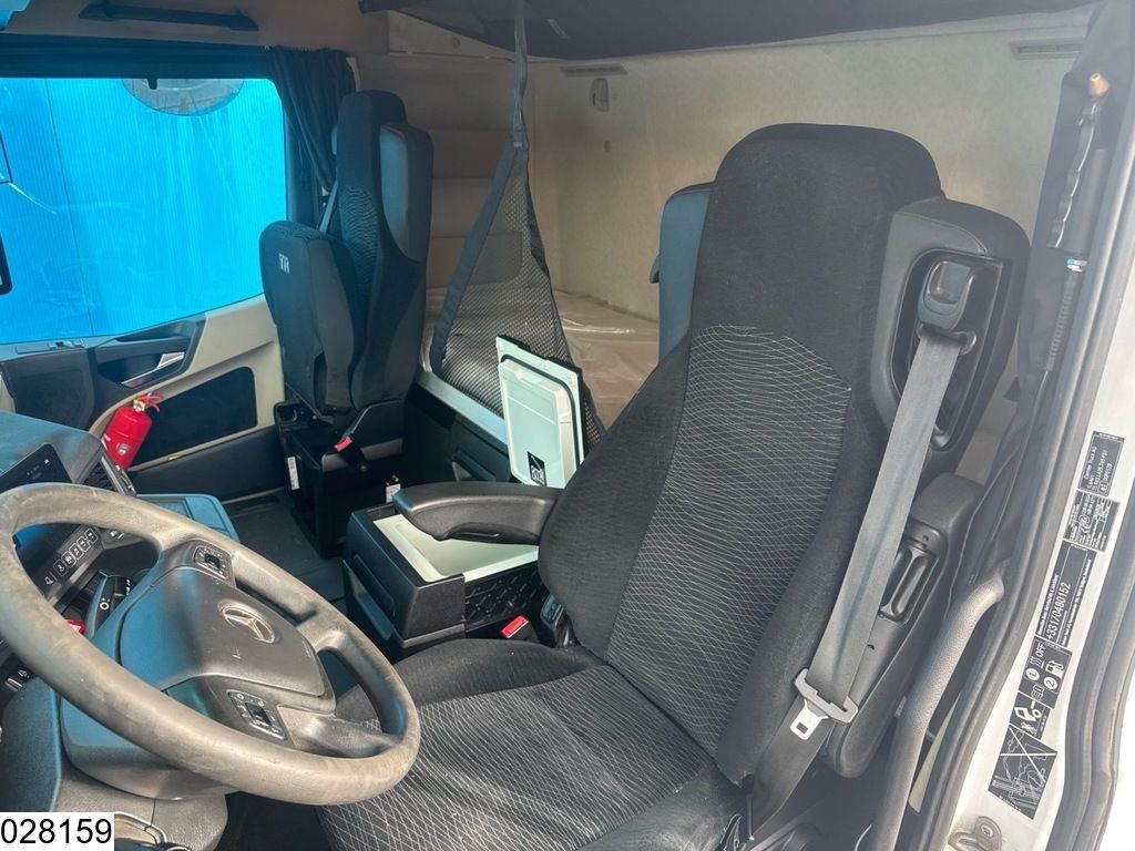 Mercedes Actros 1845 EURO 6d, ACC, Mirrorcam, New tires